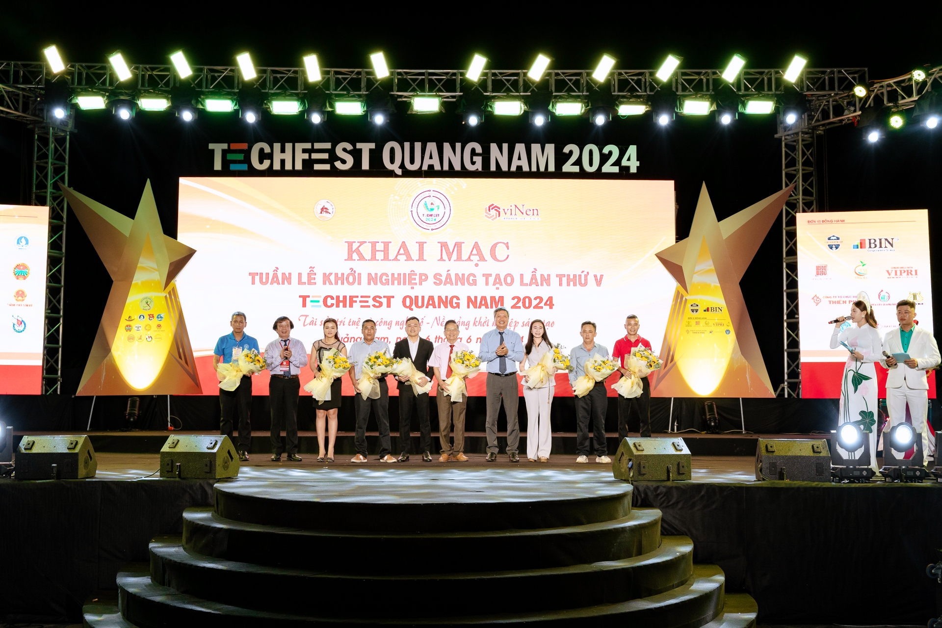 tuan le khoi nghiep sang tao 8